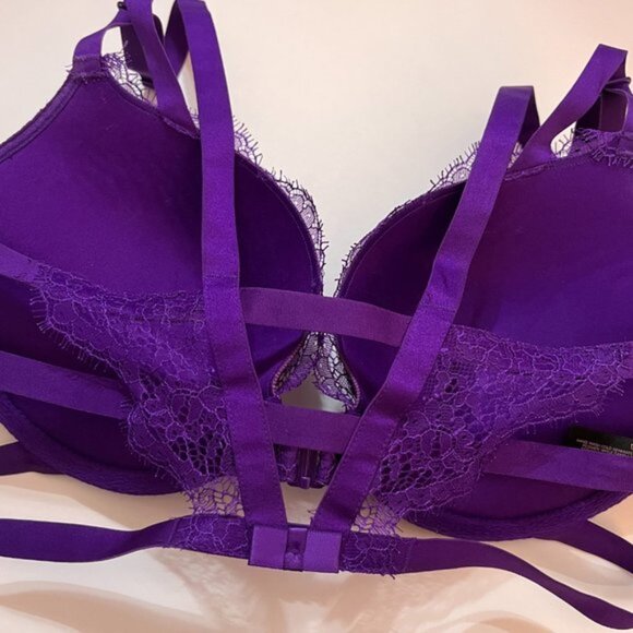 NWOT VS Front Closure 32DD Purple Lace Push-up Strappy Bra - Picture 3 of 8